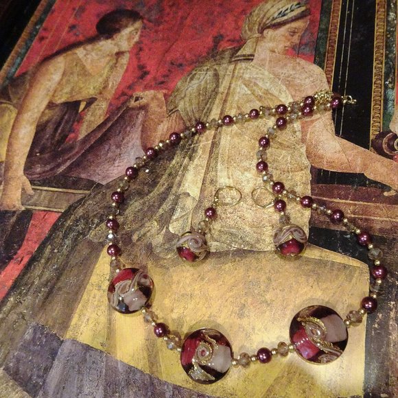 Handcrafted necklace/earring set with a trio of Murano focals - Picture 7 of 9